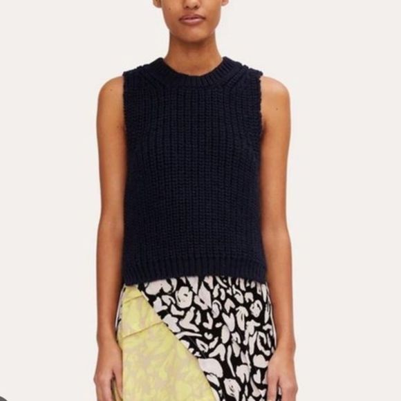 STINE GOYA Jackets & Blazers - Stine Goya Annemarie Chunky Knit Sleeveless Vest in Navy size XS